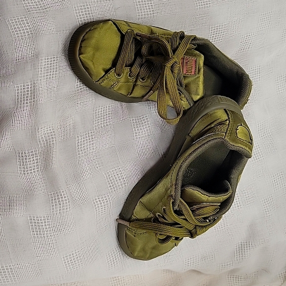 Forest Green Puma  Toddler size 11.5 - Picture 1 of 9